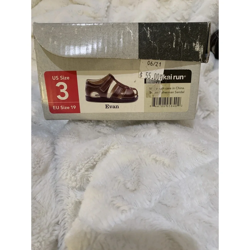 NIB See Kai Run Evan Fisherman Sandals Brown US size 3